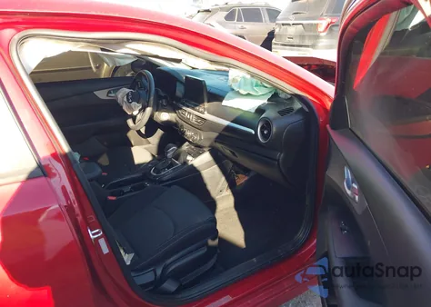 2022 Kia Forte Lxs из США, поврежденный, VIN 3KPF24AD7NE489735